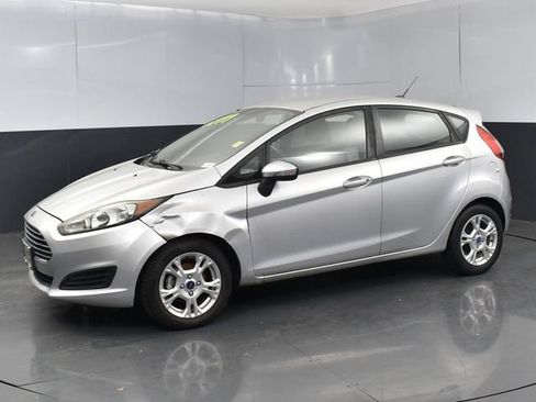 Used 2014 Ford Fiesta SE FWD image 5