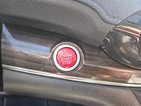 Used 2015 Honda CR-V Touring image 19