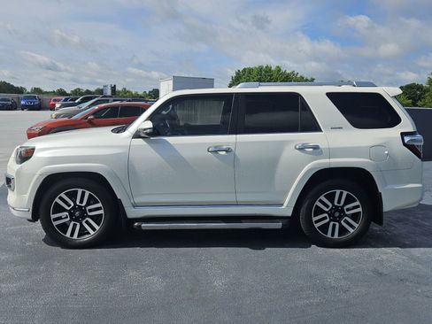 Used 2016 Toyota 4Runner Limited RWD image 2