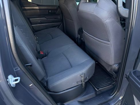 Used 2024 Toyota Tacoma SR5 AWD/4WD image 38