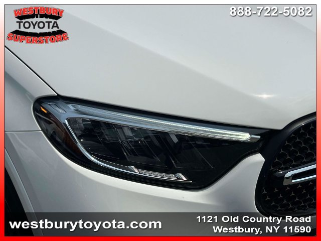 Used 2025 Mercedes-Benz GLC 300 4MATIC image 12