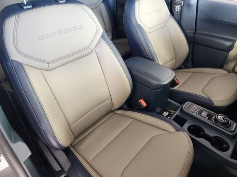 New 2026 Ford Maverick Lariat w/ 4K Tow Package image 11