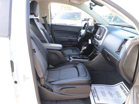 Used 2022 Chevrolet Colorado Z71 image 32