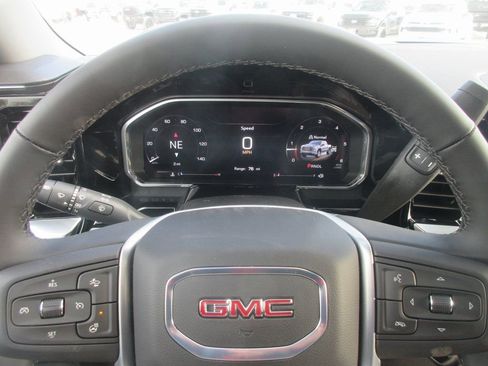 New 2026 GMC Sierra 1500 Elevation image 17