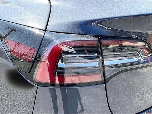 Used 2018 Tesla Model 3 Long Range image 58