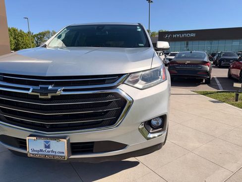 Used 2021 Chevrolet Traverse Premier w/ LPO, Floor Liner Package AWD/4WD image 9