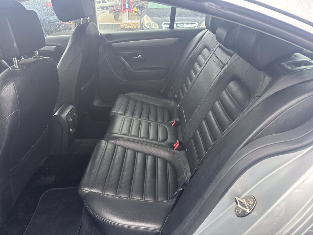 Used 2013 Volkswagen CC Sport FWD image 25