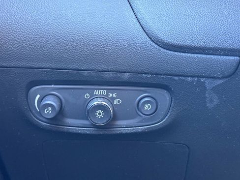 Certified 2023 Buick Encore GX Preferred FWD image 25