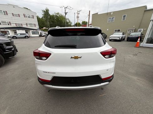 Used 2025 Chevrolet TrailBlazer LT FWD image 4