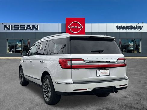 Used 2019 Lincoln Navigator Reserve image 5