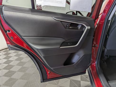 Certified 2025 Toyota RAV4 LE image 43