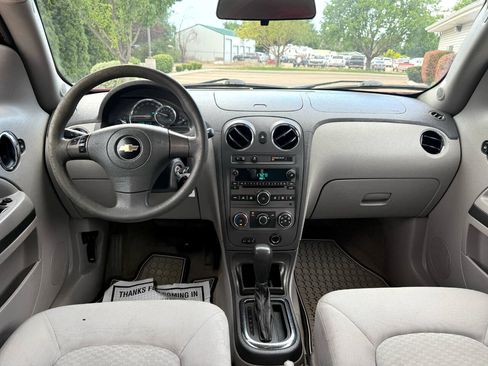Used 2009 Chevrolet HHR LS image 13