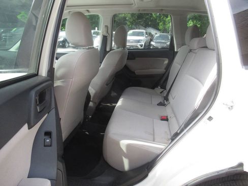 Used 2015 Subaru Forester 2.5i Premium w/ All-Weather Package AWD/4WD image 15