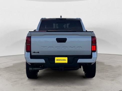 Certified 2025 Toyota Tacoma TRD Sport w/ TRD Sport Upgrade Package AWD/4WD image 4