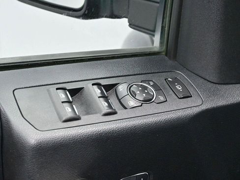 Used 2018 Ford F250 Lariat w/ Lariat Value Package image 10