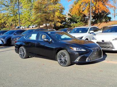 New 2025 Lexus ES 350 w/ Premium Package