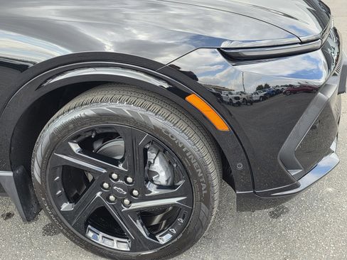 Used 2025 Chevrolet Equinox EV RS image 14