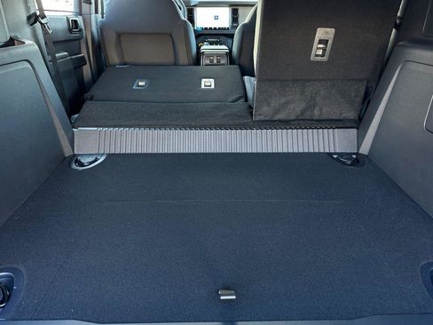 New 2025 Ford Bronco Base image 12