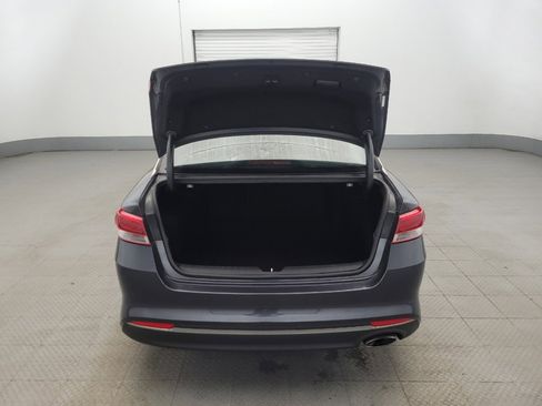Used 2017 Kia Optima LX FWD image 29