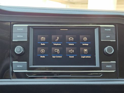 Used 2023 Volkswagen Jetta S image 15