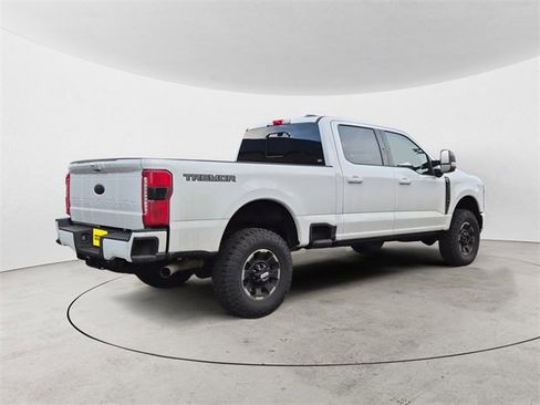 Used 2025 Ford F350 XLT w/ Black Appearance Package image 5