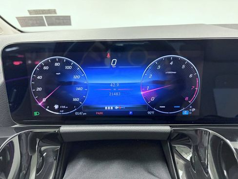 Used 2024 Mercedes-Benz GLA 250 4MATIC image 20