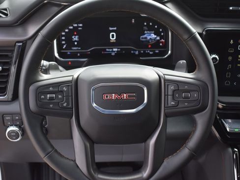 Used 2025 GMC Sierra 1500 AT4 w/ AT4 Premium Package image 23