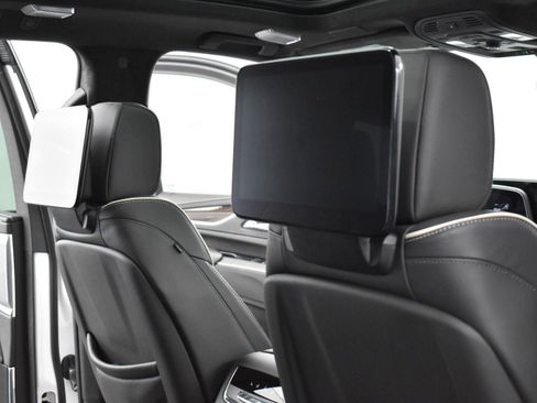 Used 2023 Cadillac Escalade Sport Platinum w/ LPO, ONYX Package AWD/4WD image 39