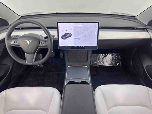 Used 2022 Tesla Model 3 image 13