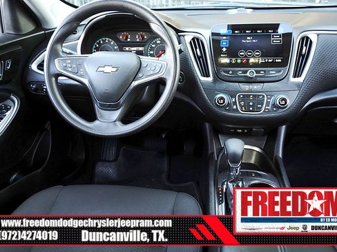 Used 2024 Chevrolet Malibu LT FWD image 17