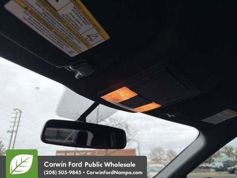 Used 2018 Ford Explorer XLT w/ Equipment Group 202A image 19