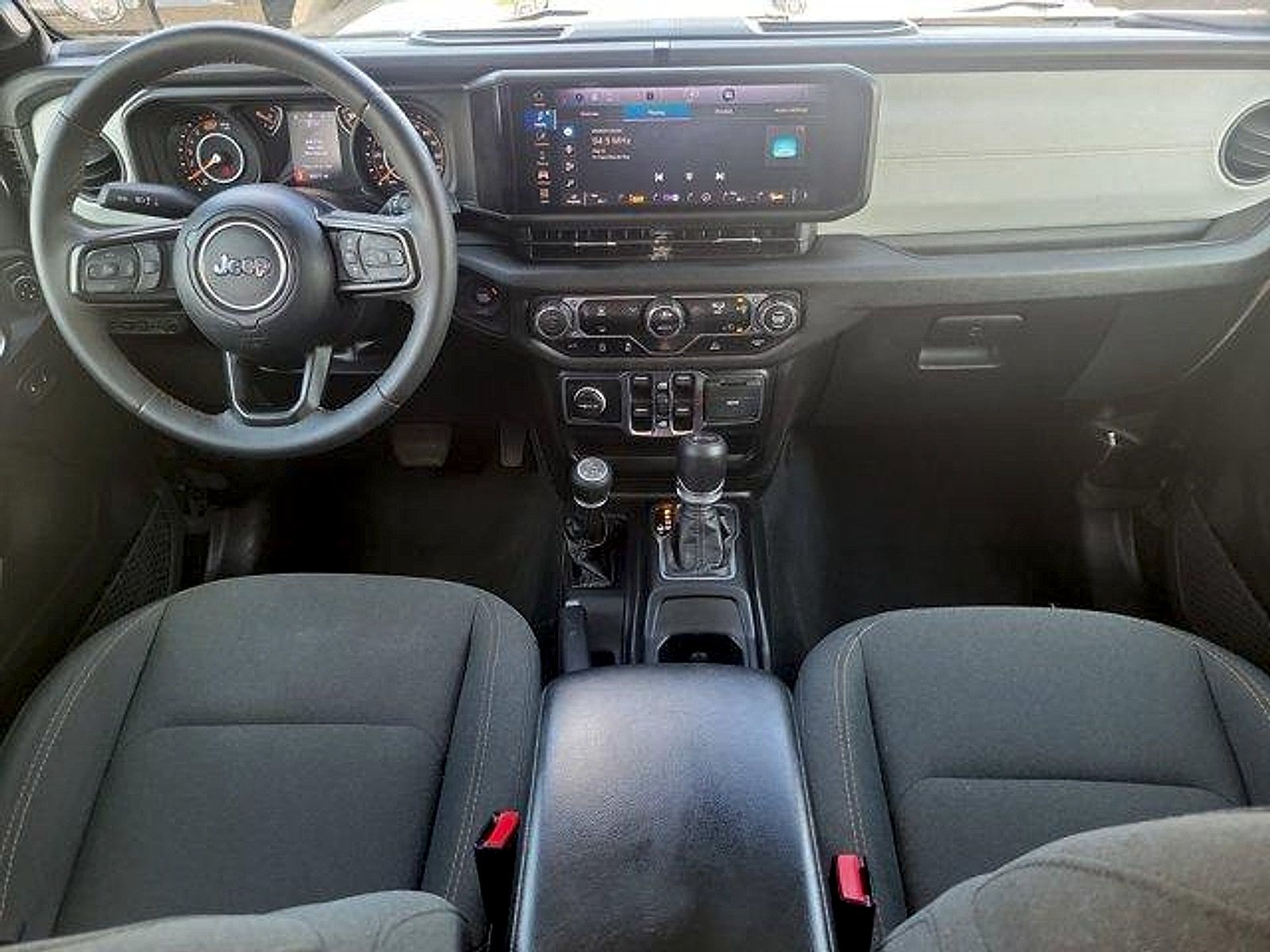 Certified 2024 Jeep Wrangler Unlimited Sport AWD/4WD image 11