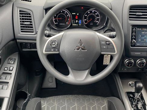 New 2025 Mitsubishi Outlander Sport ES image 5