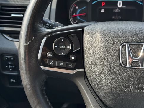 Used 2020 Honda Pilot Touring image 29