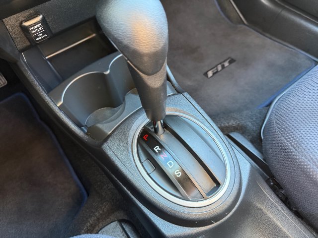 Used 2013 Honda Fit Sport image 24