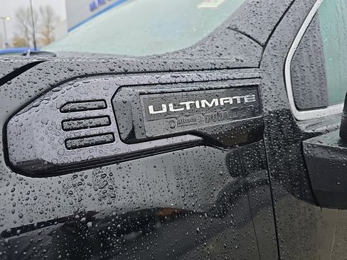 Used 2024 GMC Sierra 3500 Denali Ultimate image 41