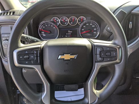 Used 2022 Chevrolet Silverado 1500 Custom w/ Safety Confidence Package image 29