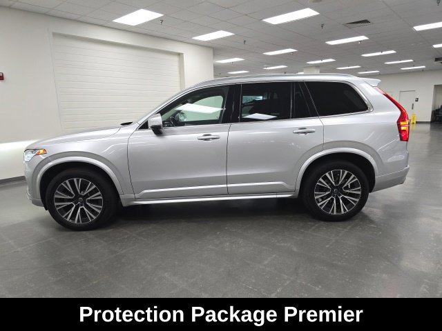 Used 2021 Volvo XC90 T5 Momentum w/ Climate Package AWD/4WD image 3