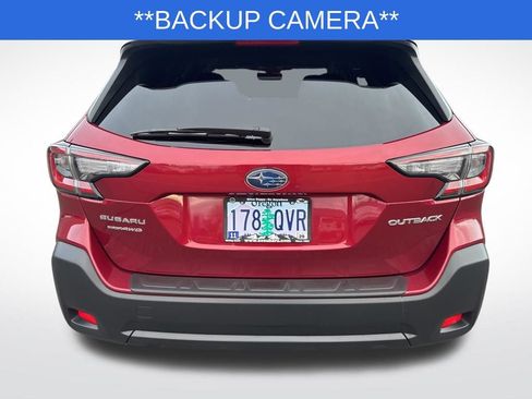 Used 2025 Subaru Outback Premium image 6