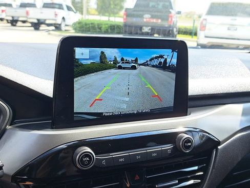 Certified 2025 Ford Escape Active image 31