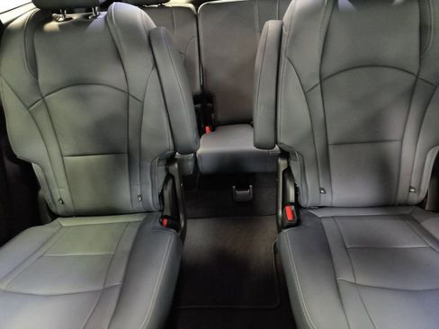 Used 2023 Buick Enclave Essence w/ Trailering Package, 5000 lbs. image 16