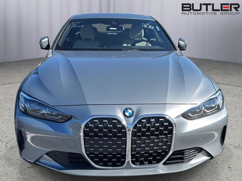 Used 2024 BMW 430i Coupe w/ Convenience Package image 3