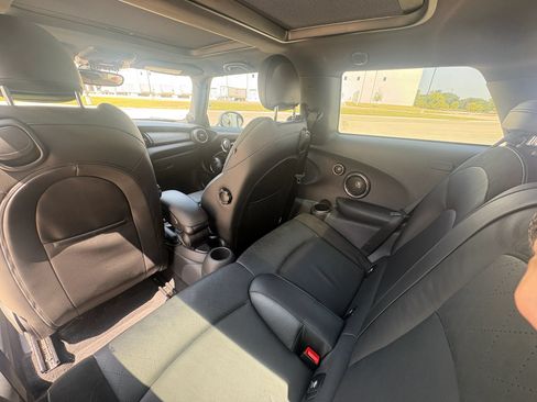 Used 2014 MINI Cooper S FWD image 18