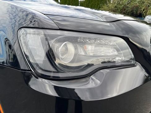Used 2023 Chrysler 300 S RWD image 9