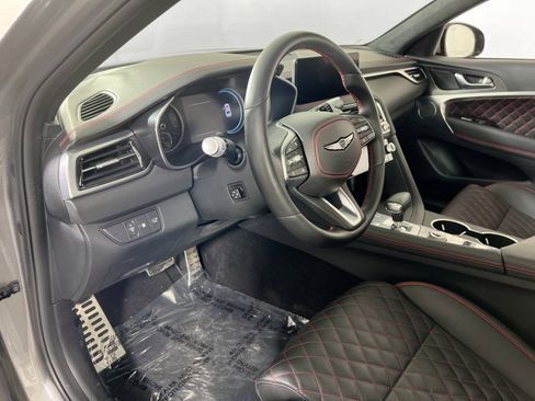 Used 2025 Genesis G70 3.3T Advanced w/ Sport Prestige Package image 9