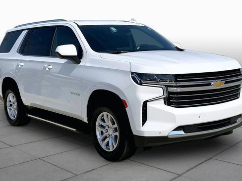 Used 2024 Chevrolet Tahoe LT RWD image 3