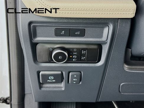 Used 2023 Ford Expedition Max Limited AWD/4WD image 14
