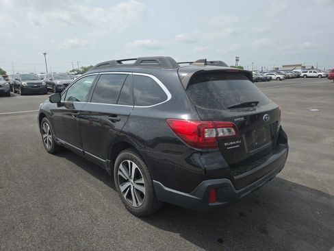 Used 2018 Subaru Outback 2.5i Limited image 4