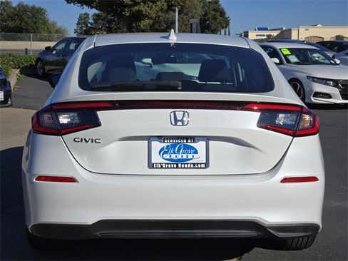Used 2022 Honda Civic LX image 5