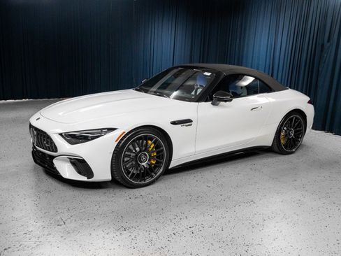 New 2026 Mercedes-Benz SL 63 AMG 4MATIC image 2